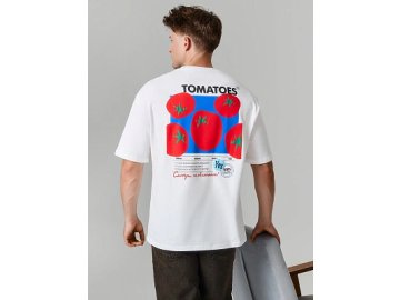 Футболка мужская белая с принтом на спине