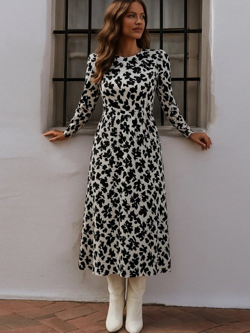 Платье женское бежевое с принтом, фото 1 из 6